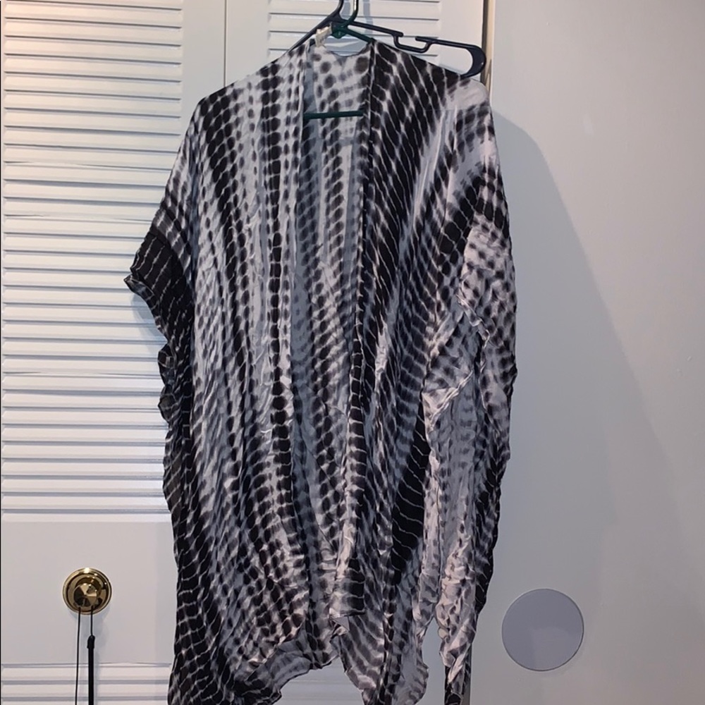 Tie dye Shaw/cover up